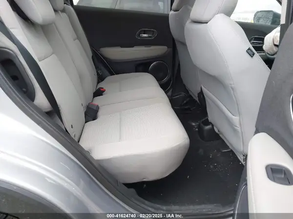 3CZRU6H58NM737962 2022 HONDA HR-V - Image 8