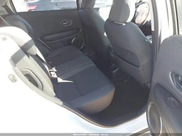 3CZRU6H58NM763610 2022 HONDA HR-V - Image 8