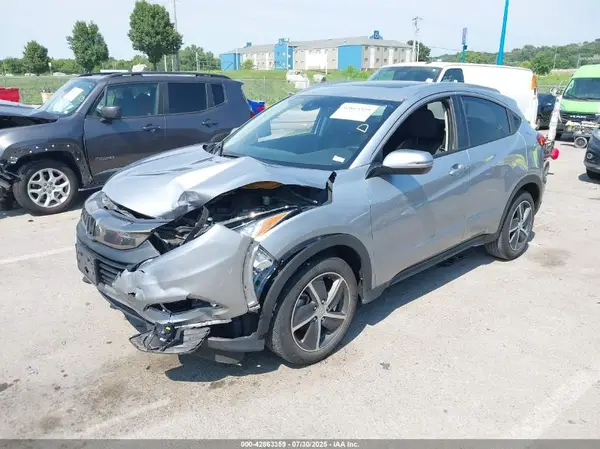 3CZRU6H58NM764403 2022 HONDA HR-V - Image 2