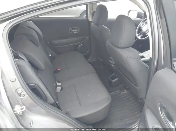 3CZRU6H59GM717058 2016 HONDA HR-V - Image 8