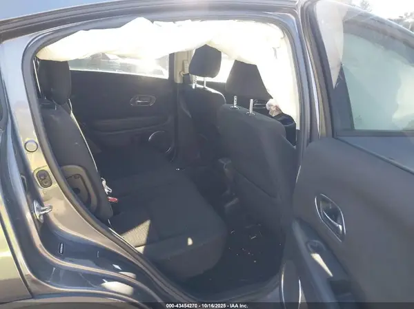 3CZRU6H59GM725581 2016 HONDA HR-V - Image 8