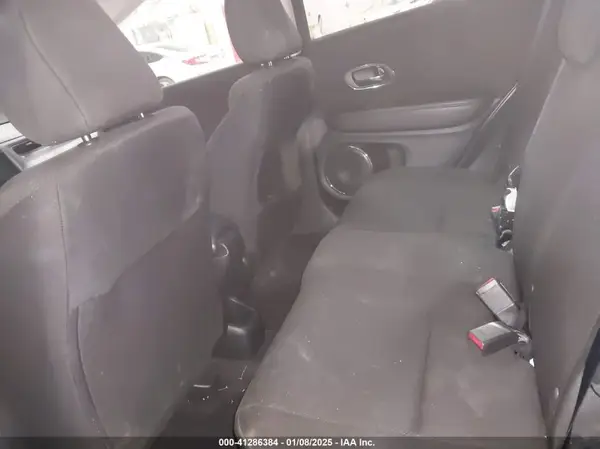 3CZRU6H59GM750349 2016 HONDA HR-V - Image 8