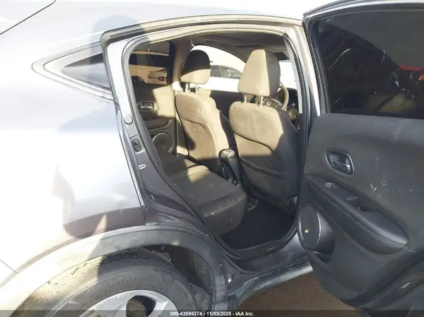 3CZRU6H59GM754336 2016 HONDA HR-V - Image 8