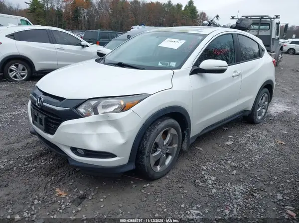 3CZRU6H59GM757639 2016 HONDA HR-V - Image 2