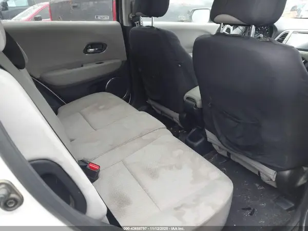 3CZRU6H59GM757639 2016 HONDA HR-V - Image 8
