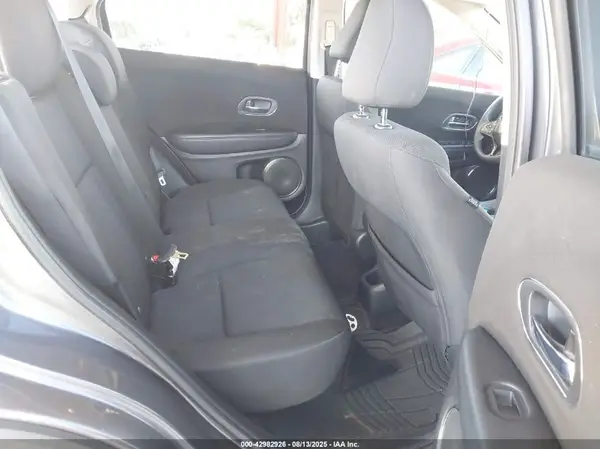 3CZRU6H59HG701958 2017 HONDA HR-V - Image 8