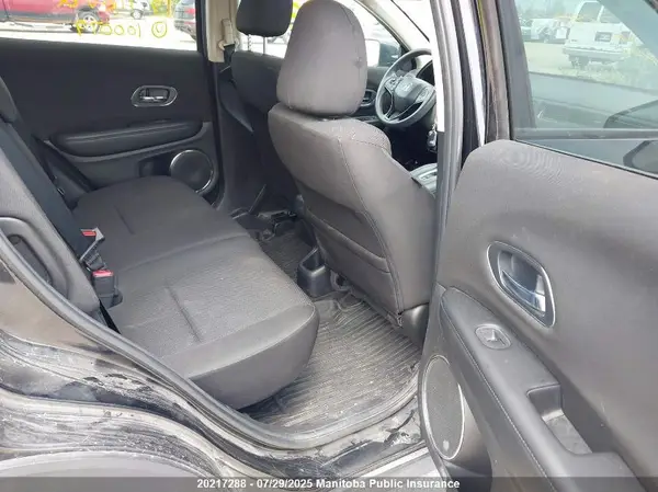 3CZRU6H59HM100079 2017 HONDA HR-V - Image 8
