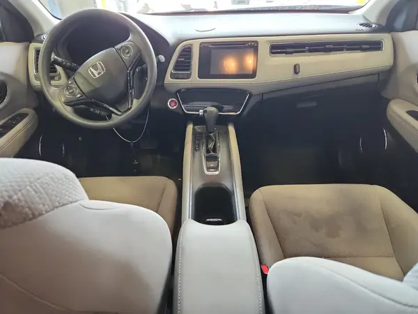3CZRU6H59HM708538 2017 HONDA HR-V - Image 8
