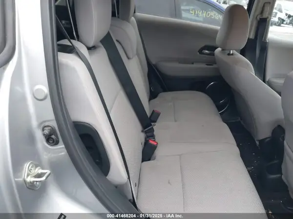 3CZRU6H59HM720298 2017 HONDA HR-V - Image 8