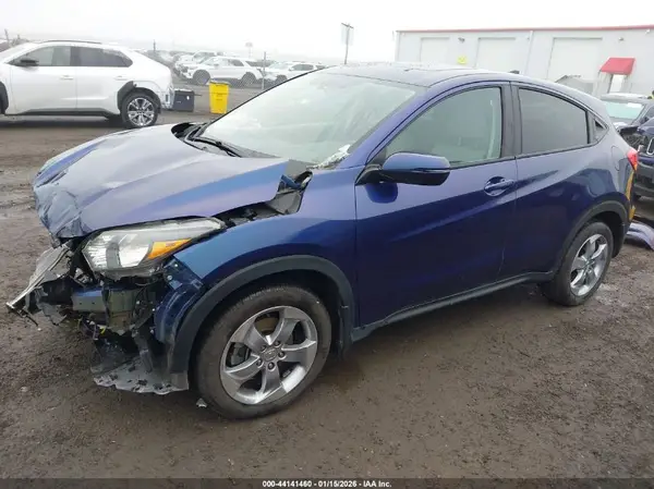 3CZRU6H59HM721774 2017 HONDA HR-V - Image 2