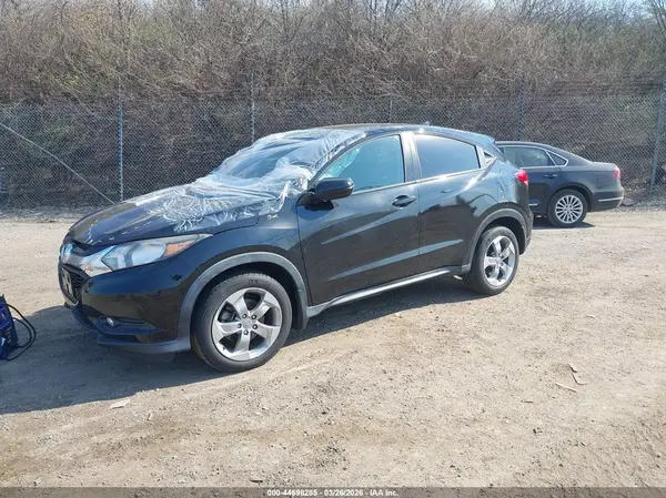 3CZRU6H59HM722777 2017 HONDA HR-V - Image 2