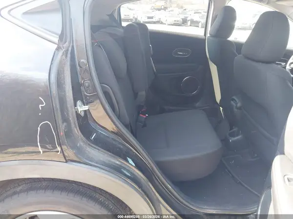 3CZRU6H59HM722777 2017 HONDA HR-V - Image 8