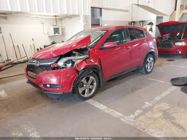 3CZRU6H59HM724495 2017 HONDA HR-V - Image 2