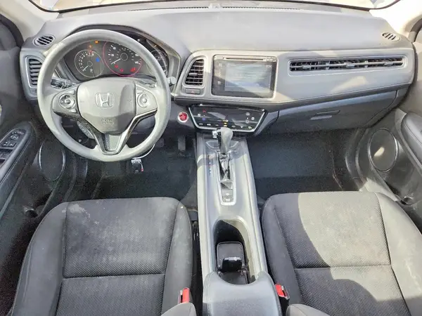 3CZRU6H59HM731270 2017 HONDA HR-V - Image 8