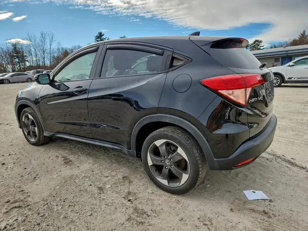 3CZRU6H59JG700945 2018 HONDA HR-V - Image 2