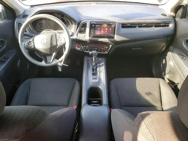 3CZRU6H59JG702176 2018 HONDA HR-V - Image 8