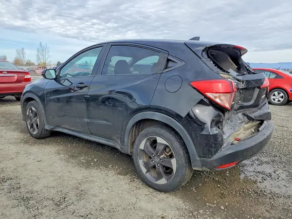 3CZRU6H59JG702498 2018 HONDA HR-V - Image 2