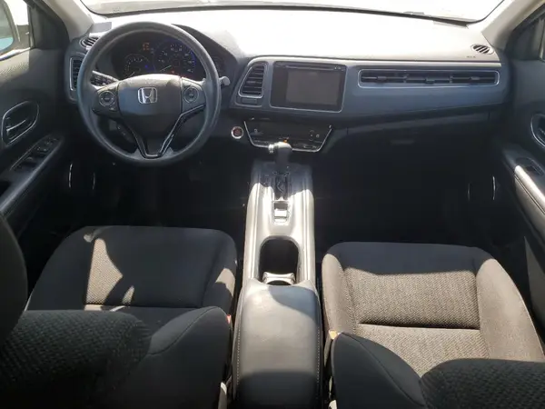 3CZRU6H59JG703389 2018 HONDA HR-V - Image 8
