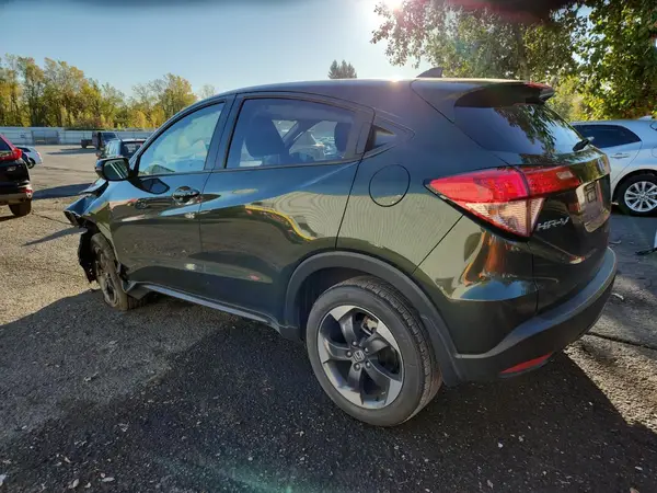 3CZRU6H59JG706048 2018 HONDA HR-V - Image 2