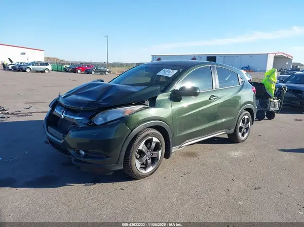 3CZRU6H59JG706082 2018 HONDA HR-V - Image 2