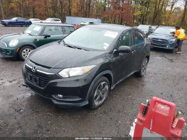 3CZRU6H59JG706616 2018 HONDA HR-V - Image 2