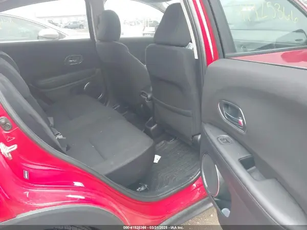 3CZRU6H59JG711461 2018 HONDA HR-V - Image 8