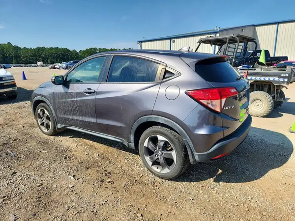 3CZRU6H59JG714070 2018 HONDA HR-V - Image 2