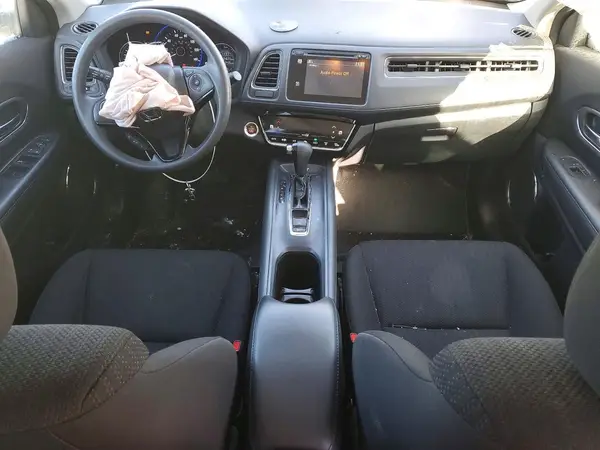 3CZRU6H59JG718295 2018 HONDA HR-V - Image 8