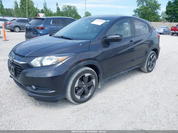 3CZRU6H59JG719432 2018 HONDA HR-V - Image 2