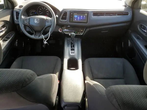 3CZRU6H59JG723982 2018 HONDA HR-V - Image 8