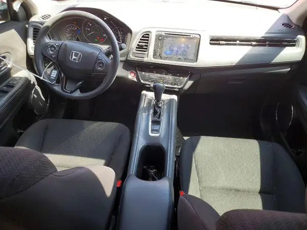 3CZRU6H59JG728146 2018 HONDA HR-V - Image 8
