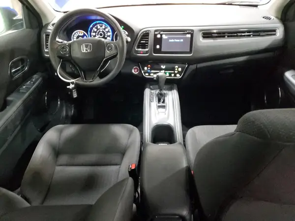 3CZRU6H59JM700087 2018 HONDA HR-V - Image 8