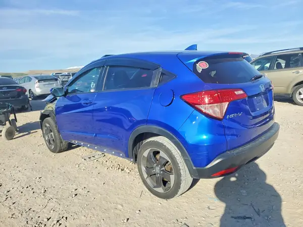3CZRU6H59JM700977 2018 HONDA HR-V - Image 2