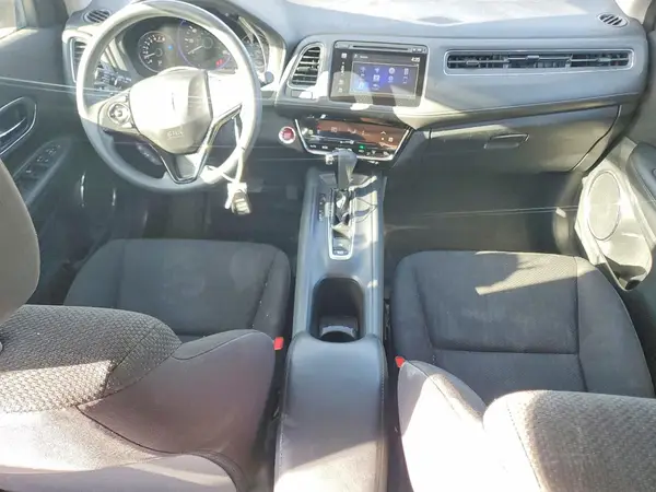 3CZRU6H59JM700977 2018 HONDA HR-V - Image 8
