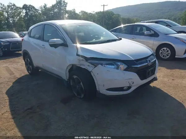 3CZRU6H59JM704799 2018 HONDA HR-V - Image 1