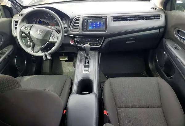 3CZRU6H59JM705158 2018 HONDA HR-V - Image 8