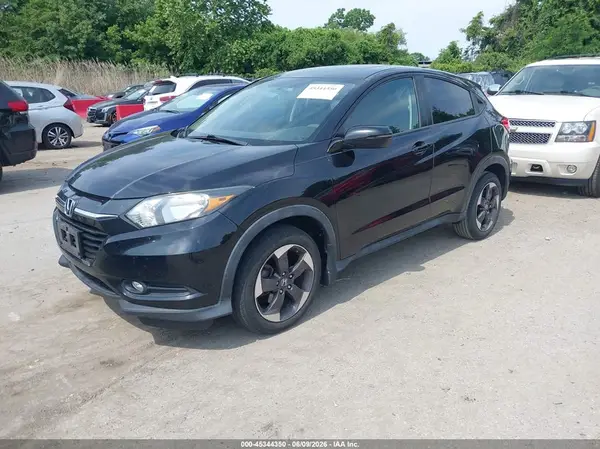 3CZRU6H59JM713924 2018 HONDA HR-V - Image 2