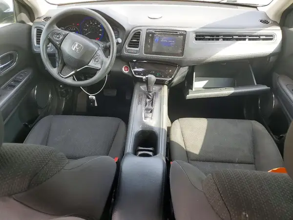 3CZRU6H59JM715303 2018 HONDA HR-V - Image 8