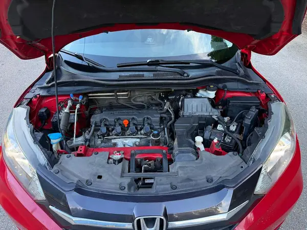 3CZRU6H59JM715446 2018 HONDA HR-V - Image 8