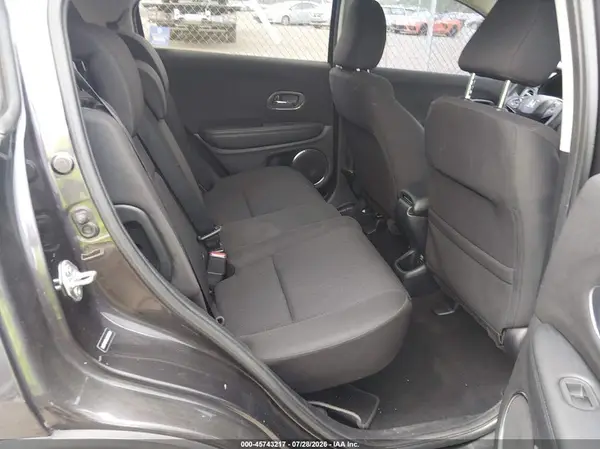3CZRU6H59JM720338 2018 HONDA HR-V - Image 8