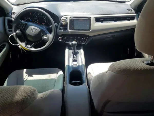 3CZRU6H59JM723935 2018 HONDA HR-V - Image 8