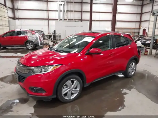 3CZRU6H59KM706960 2019 HONDA HR-V - Image 2