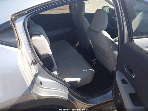 3CZRU6H59KM713732 2019 HONDA HR-V - Image 8