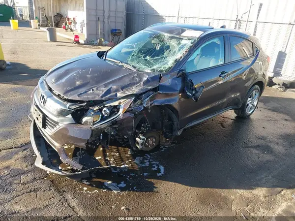 3CZRU6H59KM715352 2019 HONDA HR-V - Image 2