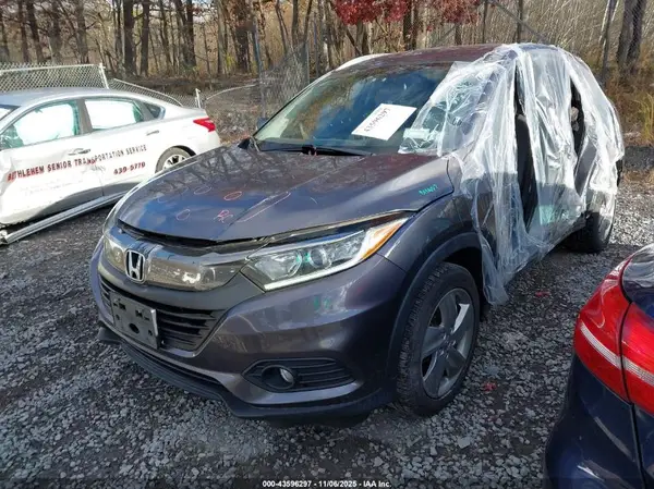 3CZRU6H59KM717246 2019 HONDA HR-V - Image 2