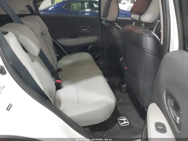 3CZRU6H59KM732829 2019 HONDA HR-V - Image 8