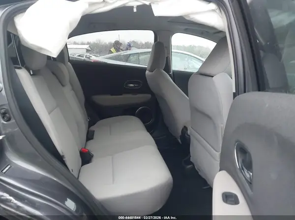 3CZRU6H59KM734743 2019 HONDA HR-V - Image 8