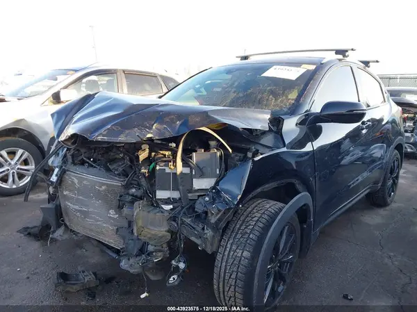 3CZRU6H59KM741871 2019 HONDA HR-V - Image 2