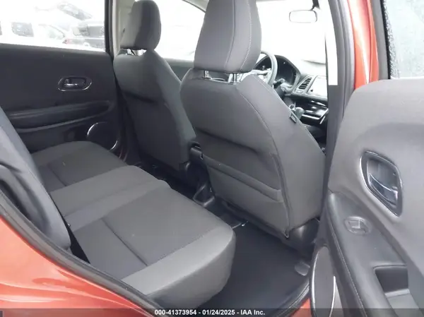 3CZRU6H59LM704417 2020 HONDA HR-V - Image 8