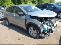 3CZRU6H59LM708631 2020 HONDA HR-V